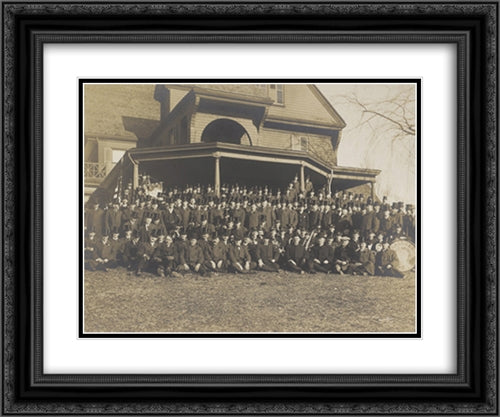 Ex-President Roosevelt & Roosevelt's neighbors, Sagamore Hill, Oyster Bay 24x20 Black Ornate Wood Framed Art Print Poster with Double Matting by Library of Congress