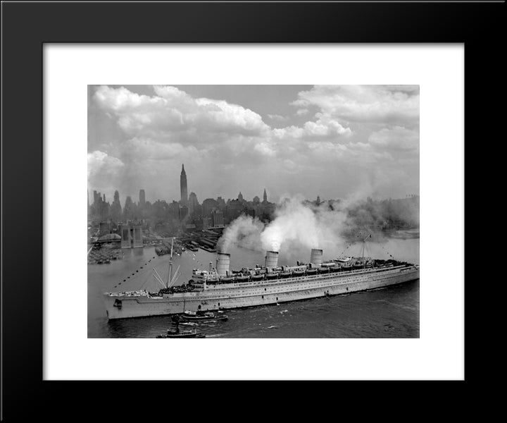 New York City Rms Queen Mary - 1945 20x24 Black Modern Wood Framed Art Print Poster