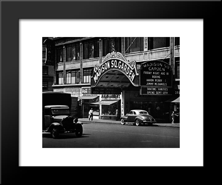 Madison Square Garden 20x24 Black Modern Wood Framed Art Print Poster