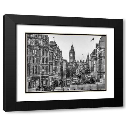 Trafalgar Square, London, UK Black Modern Wood Framed Art Print with Double Matting by Frank, Assaf
