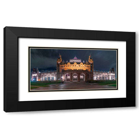 AF20121004 Glasgow 248PC07 Black Modern Wood Framed Art Print with Double Matting by Frank, Assaf