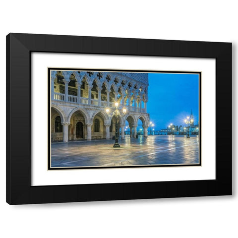 Italy-Venice Doges Palace at dawn Black Modern Wood Framed Art Print with Double Matting by Tilley, Rob