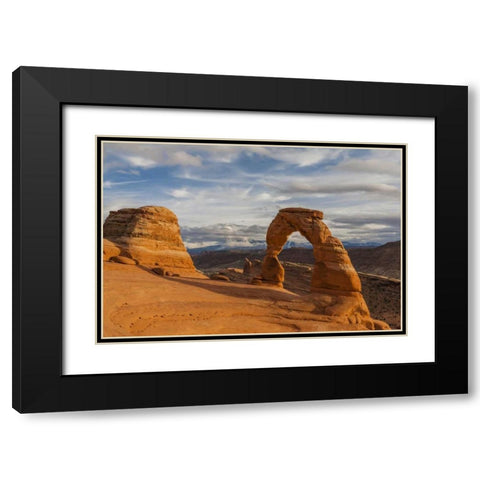 USA, Utah, Arches NP Delicate Arch at sunset Black Modern Wood Framed Art Print with Double Matting by Illg, Cathy and Gordon