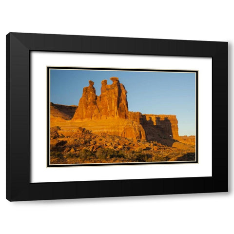 UT, Arches NP The Three Gossips formation Black Modern Wood Framed Art Print with Double Matting by Illg, Cathy and Gordon