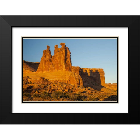 UT, Arches NP The Three Gossips formation Black Modern Wood Framed Art Print with Double Matting by Illg, Cathy and Gordon