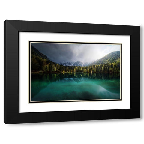 Menta. Black Modern Wood Framed Art Print with Double Matting by Pablo De, Juan