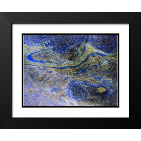 Inverted Sand V Black Modern Wood Framed Art Print with Double Matting by Grayscale