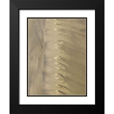 Sand Stripe V Black Modern Wood Framed Art Print with Double Matting by Grayscale