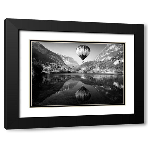 La mongolfiera Black Modern Wood Framed Art Print with Double Matting by Auf Dem, Andrea