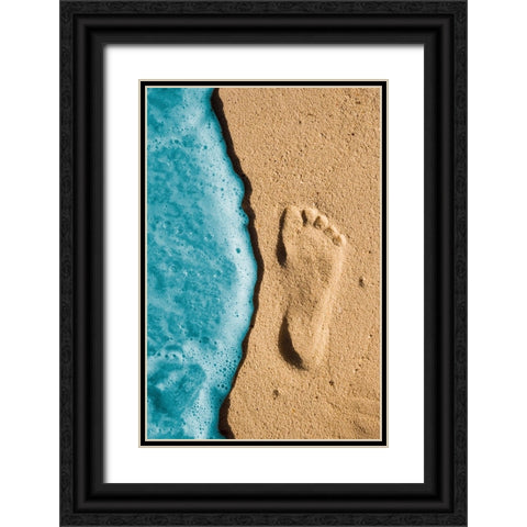 Footprint on sand Black Ornate Wood Framed Art Print with Double Matting by Carlos Gonzalez-Najera, Juan