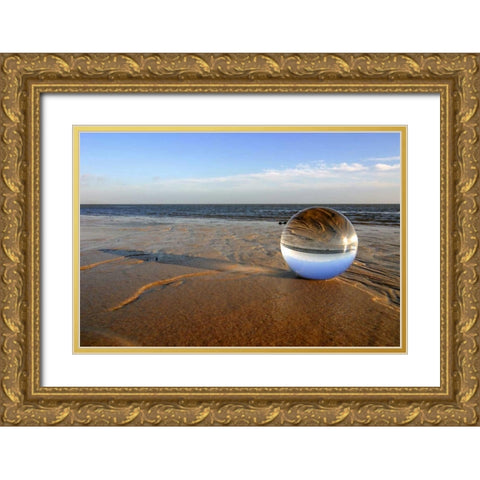 Am Strand von Sylt Gold Ornate Wood Framed Art Print with Double Matting by Rossmeissl, Gerhard