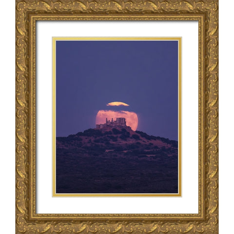 Sturgeon Supermoon Gold Ornate Wood Framed Art Print with Double Matting by Rodriguez De, Enrique