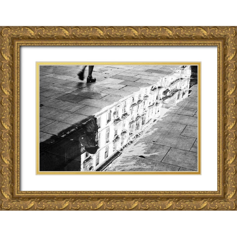 En las calles de Barcelona Gold Ornate Wood Framed Art Print with Double Matting by Stein, Oliver