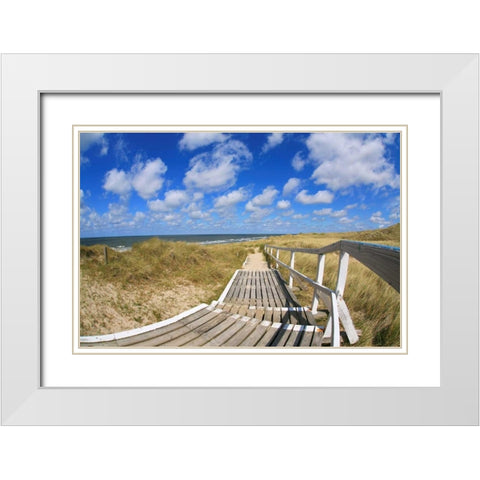 Sylt III White Modern Wood Framed Art Print with Double Matting by Rossmeissl, Gerhard
