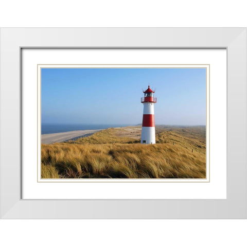 Sylt IV White Modern Wood Framed Art Print with Double Matting by Rossmeissl, Gerhard