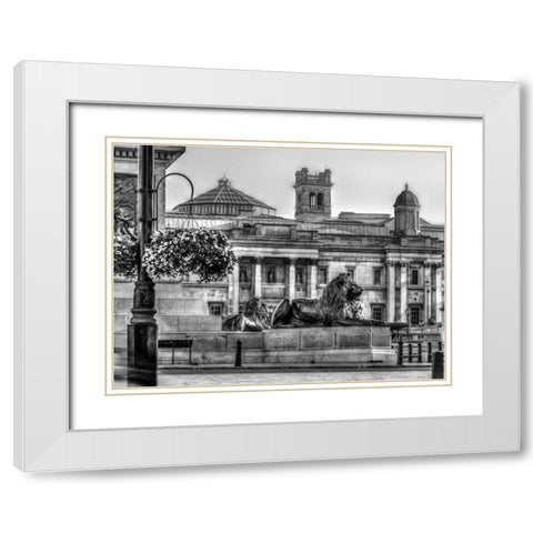 Trafalgar Square, London, UK White Modern Wood Framed Art Print with Double Matting by Frank, Assaf