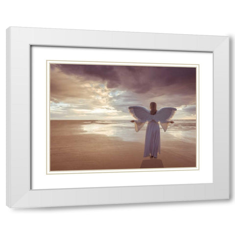 AF20121001 Sea 058P White Modern Wood Framed Art Print with Double Matting by Frank, Assaf