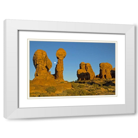 UT, Arches NP Moonrise over Garden of Eden White Modern Wood Framed Art Print with Double Matting by Illg, Cathy and Gordon
