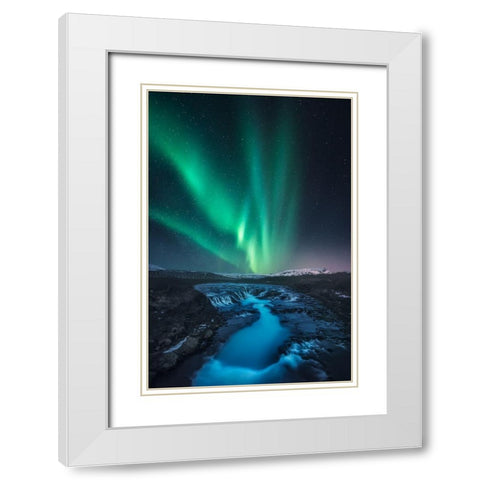 Green Vs Blue White Modern Wood Framed Art Print with Double Matting by F. Turienzo, Carlos