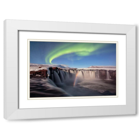 The Astonishing White Modern Wood Framed Art Print with Double Matting by Tronto, Mauro