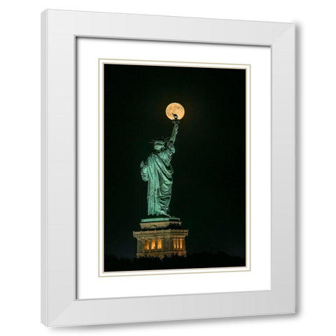 Statue Of Liberty White Modern Wood Framed Art Print with Double Matting by Zhu, Hua