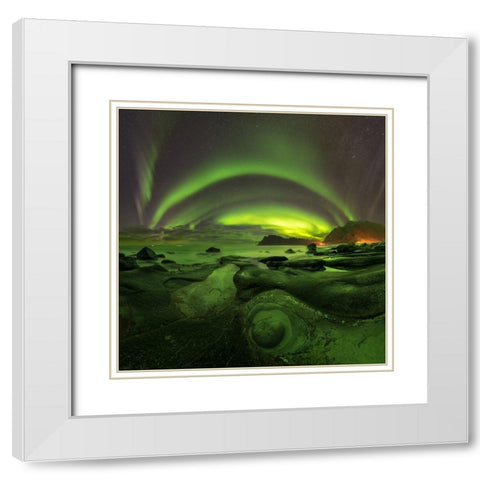 Green Eye White Modern Wood Framed Art Print with Double Matting by Smid Master, Jan