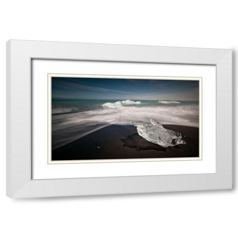 Diamond Beach White Modern Wood Framed Art Print with Double Matting by Hoffmann, Raymond