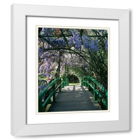 Jardin de Monet a Giverny I White Modern Wood Framed Art Print with Double Matting by Pinsard, Laurent