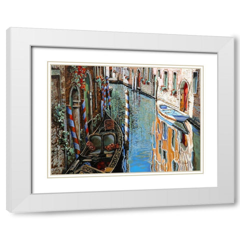 La Barca Bianca e la Gondola White Modern Wood Framed Art Print with Double Matting by Borelli, Guido