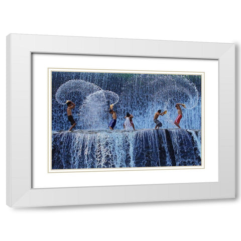 Playing with splash White Modern Wood Framed Art Print with Double Matting by Muliani Hartojo, Angela