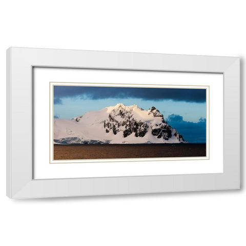Antarctica White Modern Wood Framed Art Print with Double Matting by Brommelhorster, Ulf