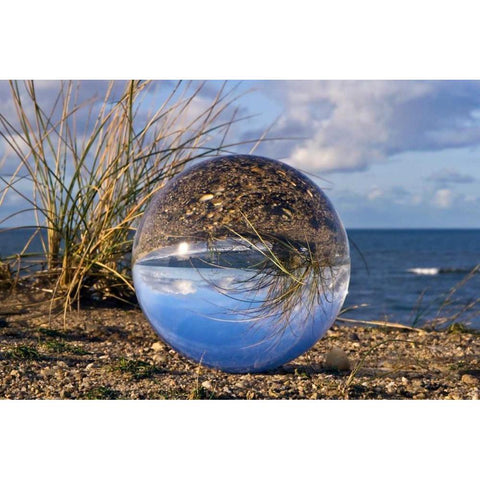 Am Meer White Modern Wood Framed Art Print by Rossmeissl, Gerhard