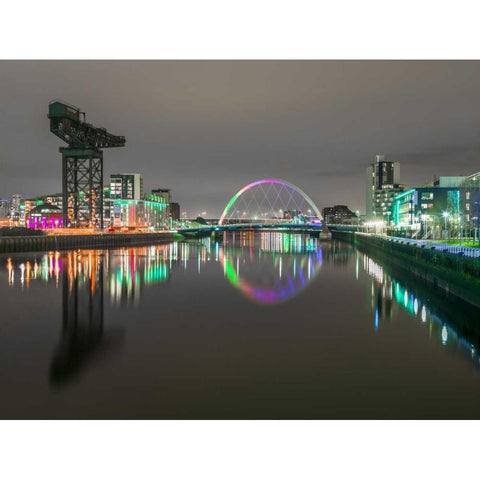 AF20150304 Glasgow 896C04 Gold Ornate Wood Framed Art Print with Double Matting by Frank, Assaf