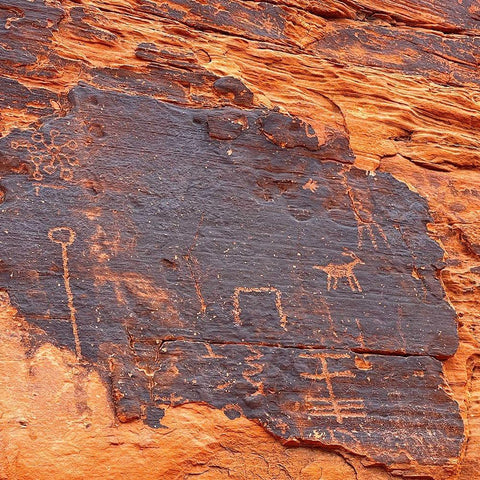 ValleyOfFire:Petroglyphs2 White Modern Wood Framed Art Print by Tenoever, William