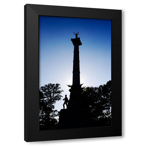 Bragg War Memorial Black Modern Wood Framed Art Print by Lee, Rachel
