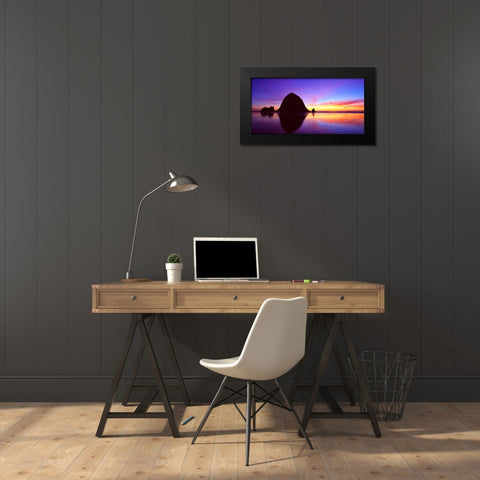 Cannon Beach I Black Modern Wood Framed Art Print by Leahy, Ike