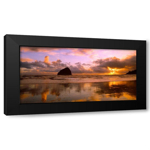 Pacific City III Black Modern Wood Framed Art Print by Leahy, Ike