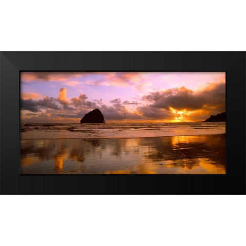 Pacific City III Black Modern Wood Framed Art Print by Leahy, Ike