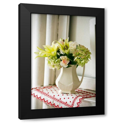Spring Bouquet II Black Modern Wood Framed Art Print by Clayton-Thompson, Philip