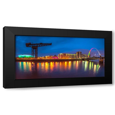 AF20150304 Glasgow 819PC01 Black Modern Wood Framed Art Print with Double Matting by Frank, Assaf