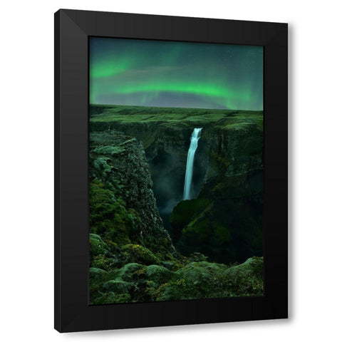 Green Night Black Modern Wood Framed Art Print by Xu, Mei