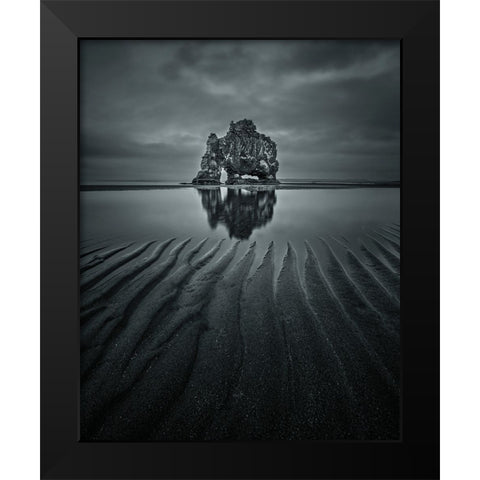 Hvitserkur Black Modern Wood Framed Art Print by Guo, David