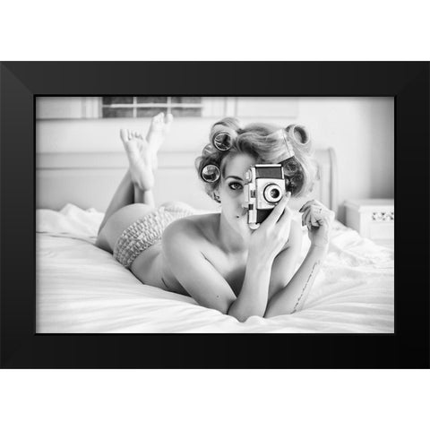 A chick, a click, and a curl Black Modern Wood Framed Art Print by Keane-Eye