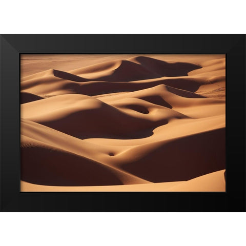 Curves Black Modern Wood Framed Art Print by Slosar, Ivan