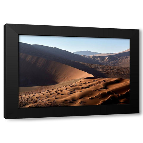 Dunewaves Black Modern Wood Framed Art Print by Hillert, Peter