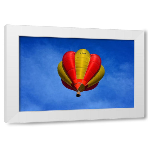 Hot Air Balloon 1 White Modern Wood Framed Art Print by Lee, Rachel
