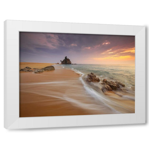Ocean 4 White Modern Wood Framed Art Print by Lee, Rachel