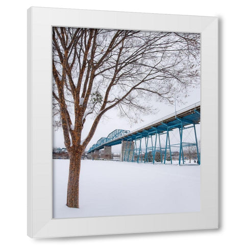Scenic City 62 White Modern Wood Framed Art Print by Lee, Rachel