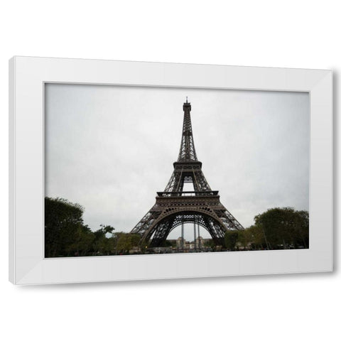La Tour Eiffel I White Modern Wood Framed Art Print by Berzel, Erin