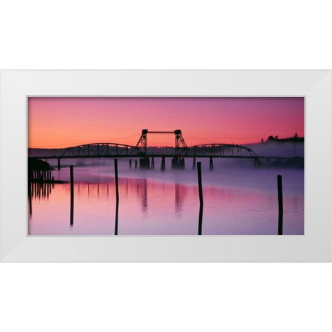 Bandon II White Modern Wood Framed Art Print by Leahy, Ike